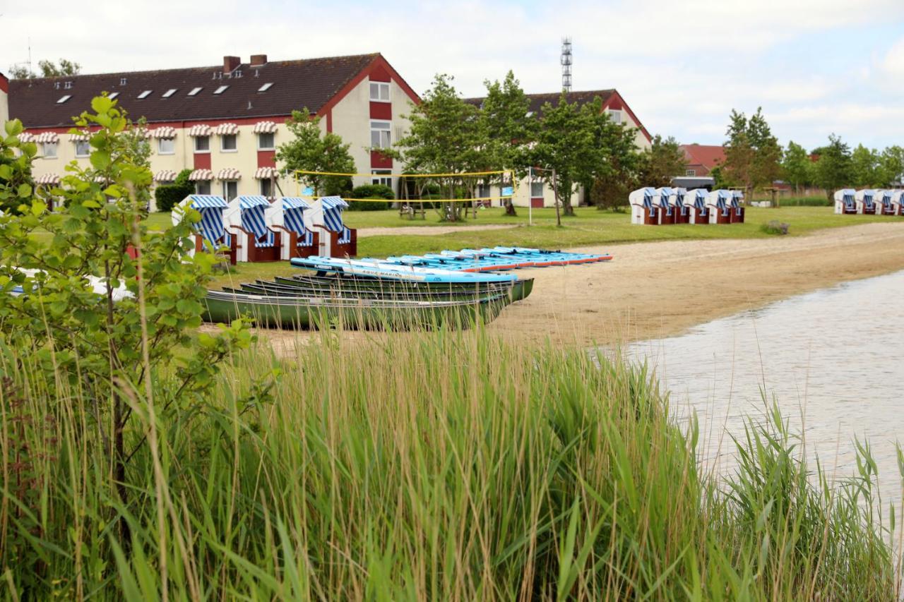 Dorf Wangerland Hotel ชิลลิคช์ ภายนอก รูปภาพ