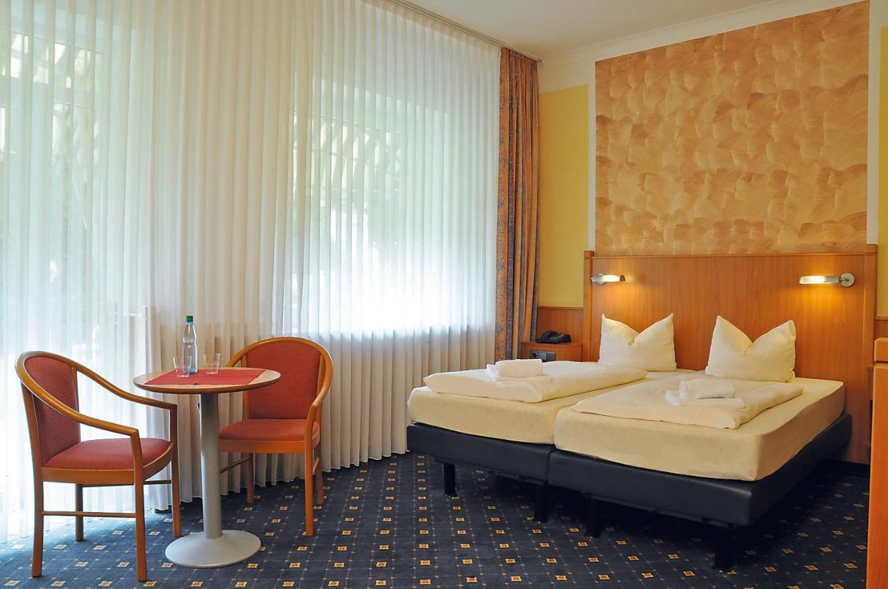 Dorf Wangerland Hotel ชิลลิคช์ ภายนอก รูปภาพ