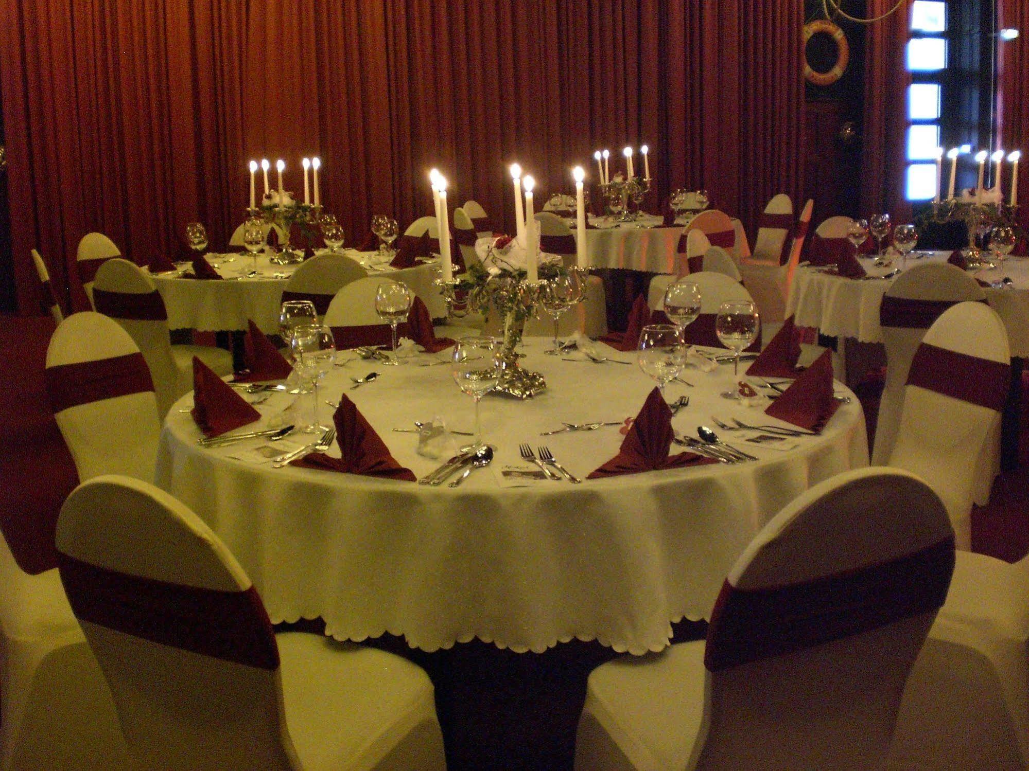 Dorf Wangerland Hotel ชิลลิคช์ ภายนอก รูปภาพ